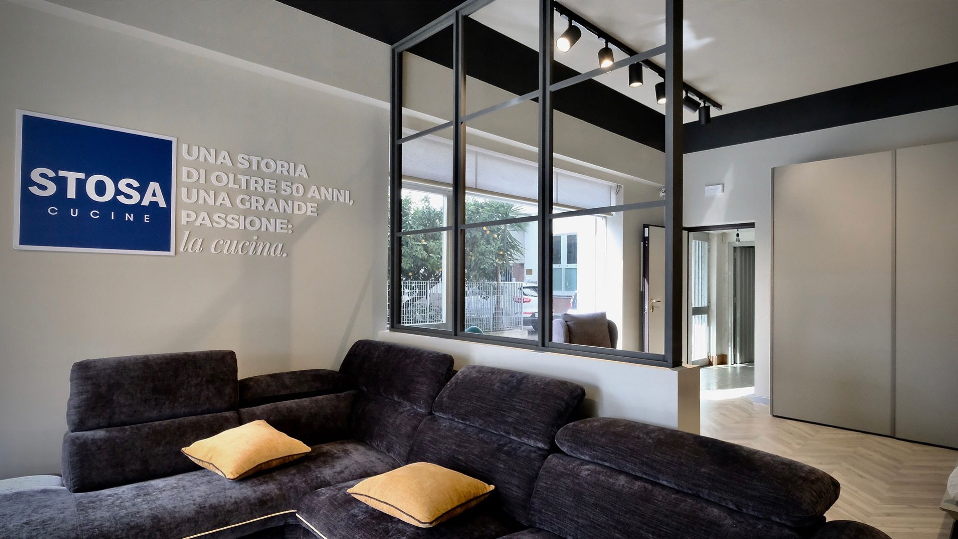 centro-mobili-procopio-showroom00007