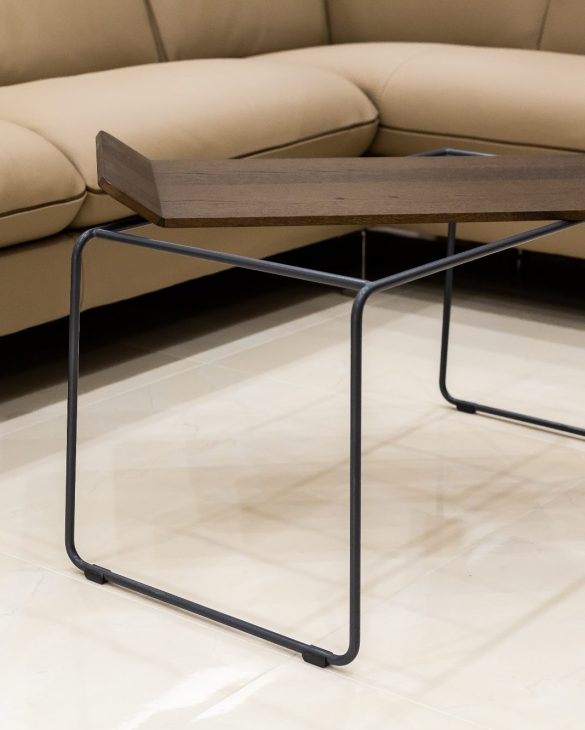 showroom-centro-mobili-procopio-divani-tavolino-minimal-salotto
